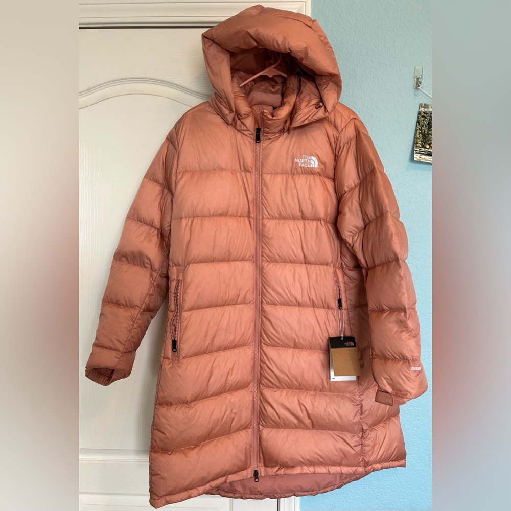 NEW with tags Women’s North Face Metropolis lll 550 Parka